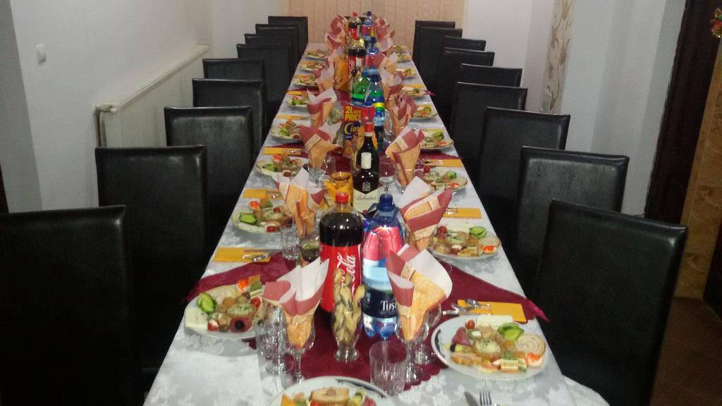 Pensiunea Tora Vatra Dornei Esterno foto